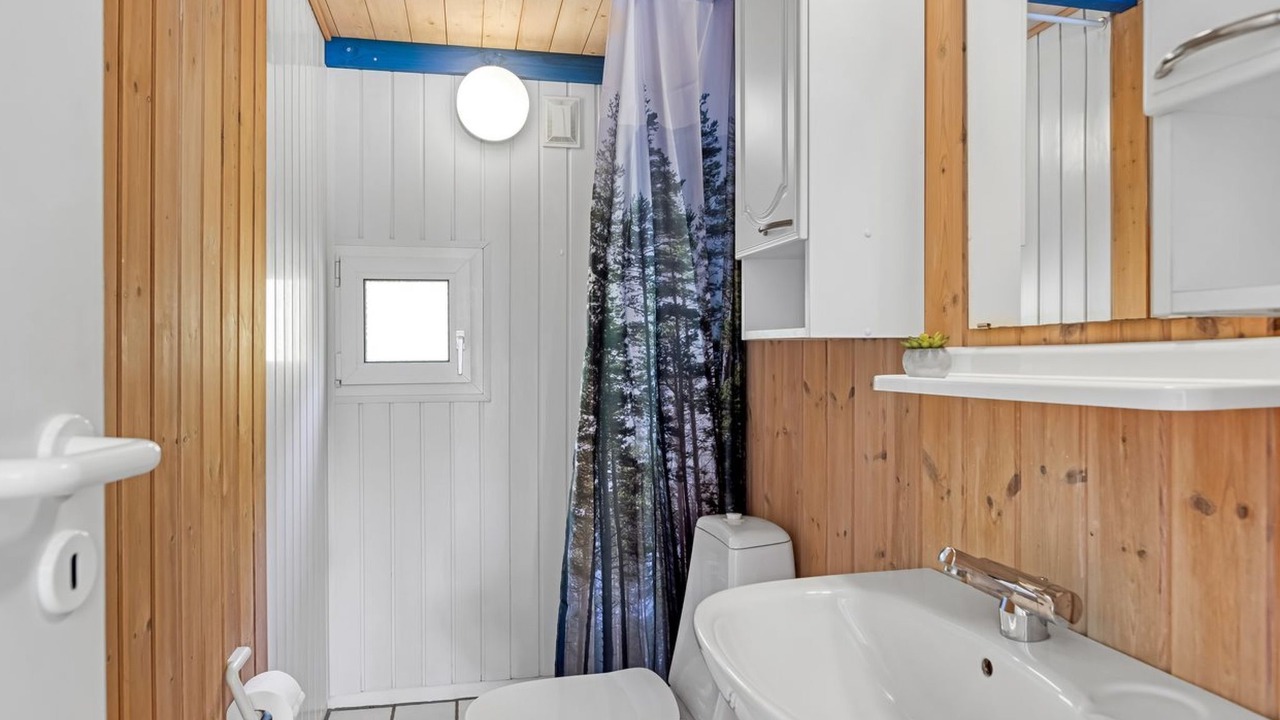 Photo of Bathroom in Skram