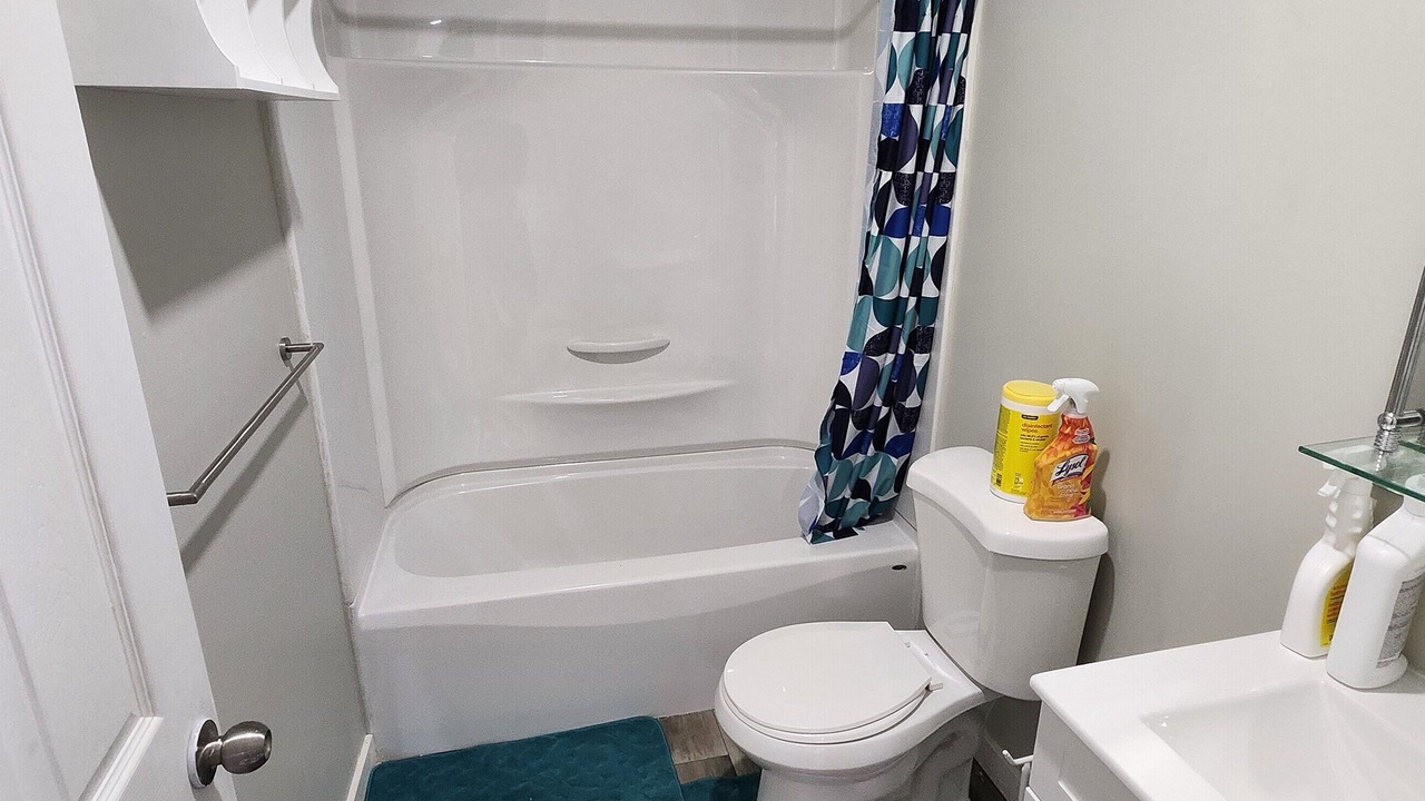 Photo of Bathroom in Transcona