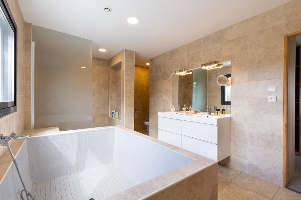 Photo of Bathroom in Nibelle