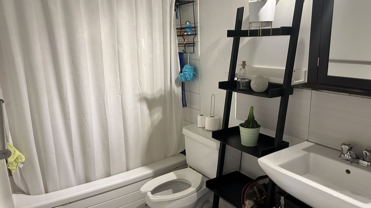 Photo of Bathroom in Niagara