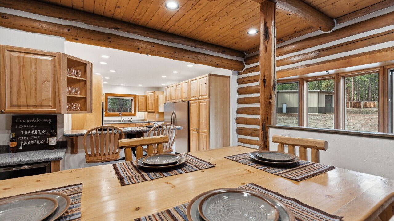 Photo of Others in Victor