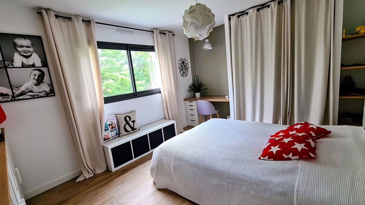 Photo of Bedroom in Bruz