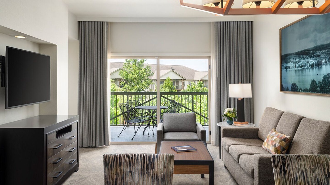 Photo of Livingroom in Branson Theater District
