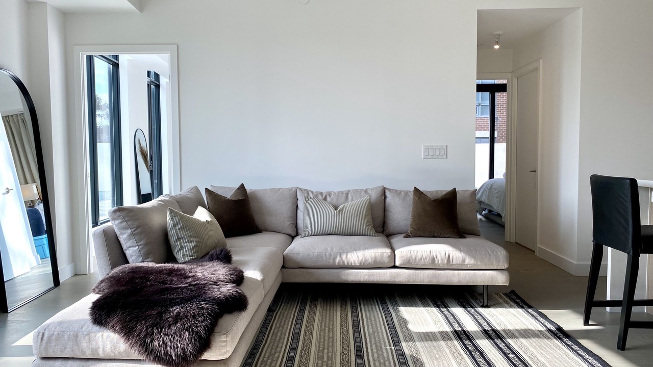 Photo of Livingroom in Etobicoke