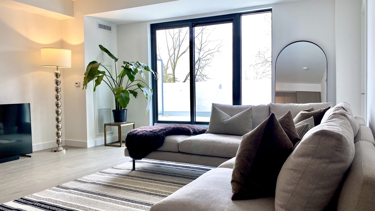Photo of Livingroom in Etobicoke