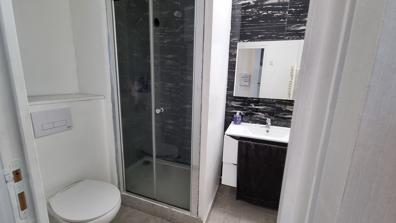 Photo of Bathroom in Bessancourt