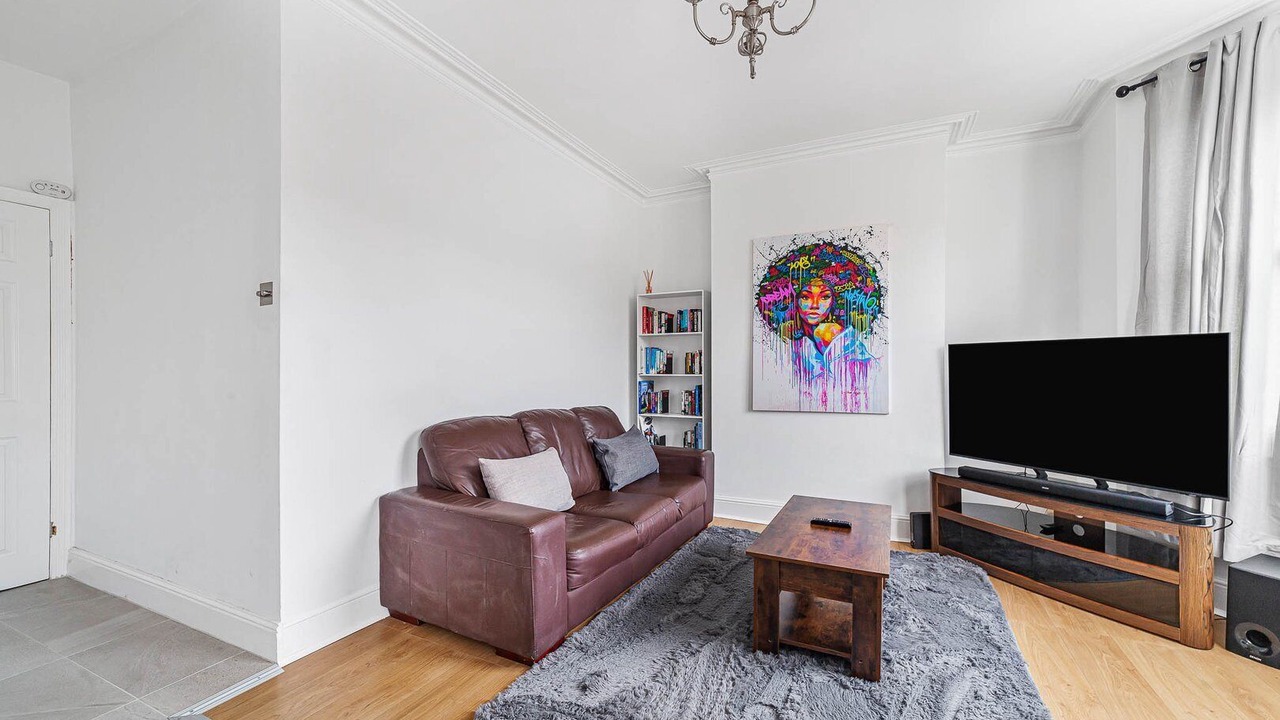 Photo of Livingroom in Hanwell