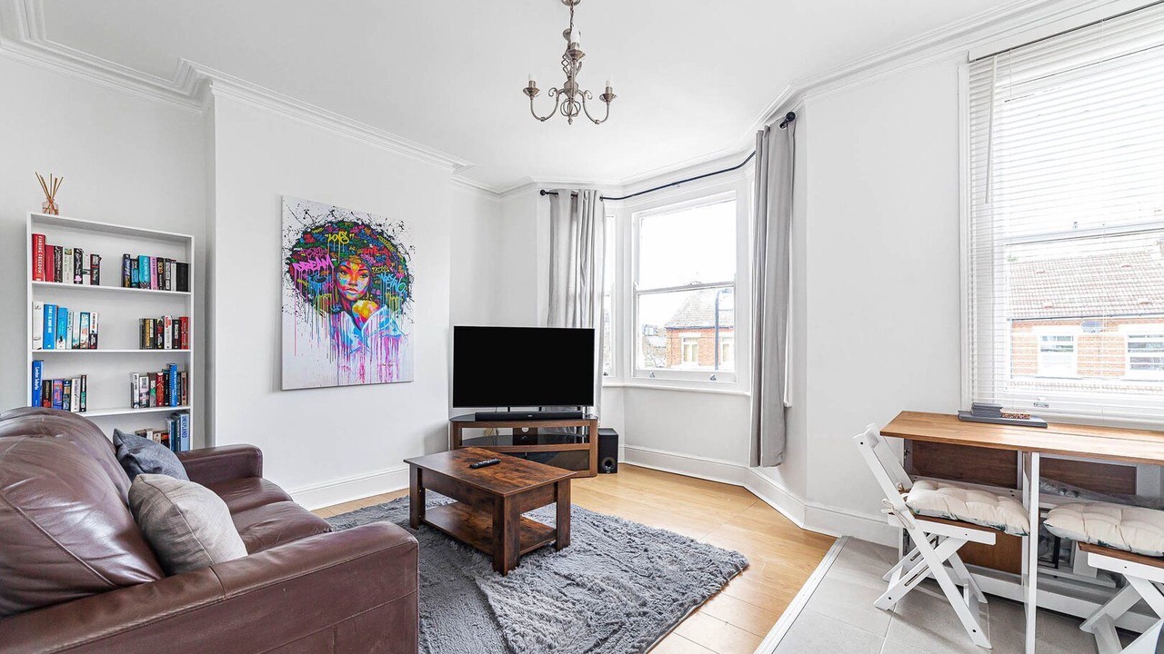 Photo of Livingroom in Hanwell