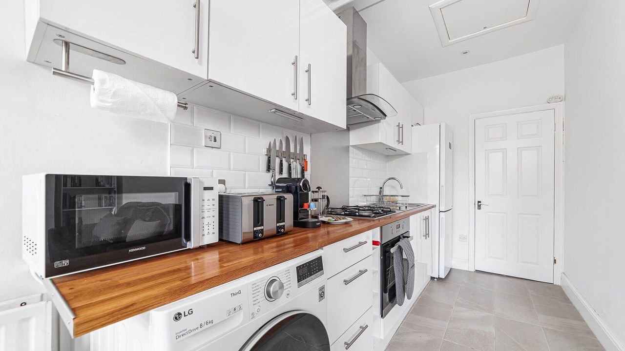 Photo of Kitchen in Hanwell