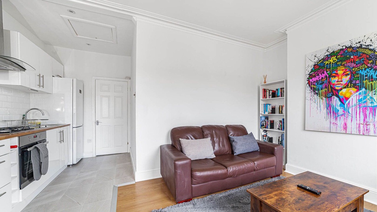 Photo of Livingroom in Hanwell