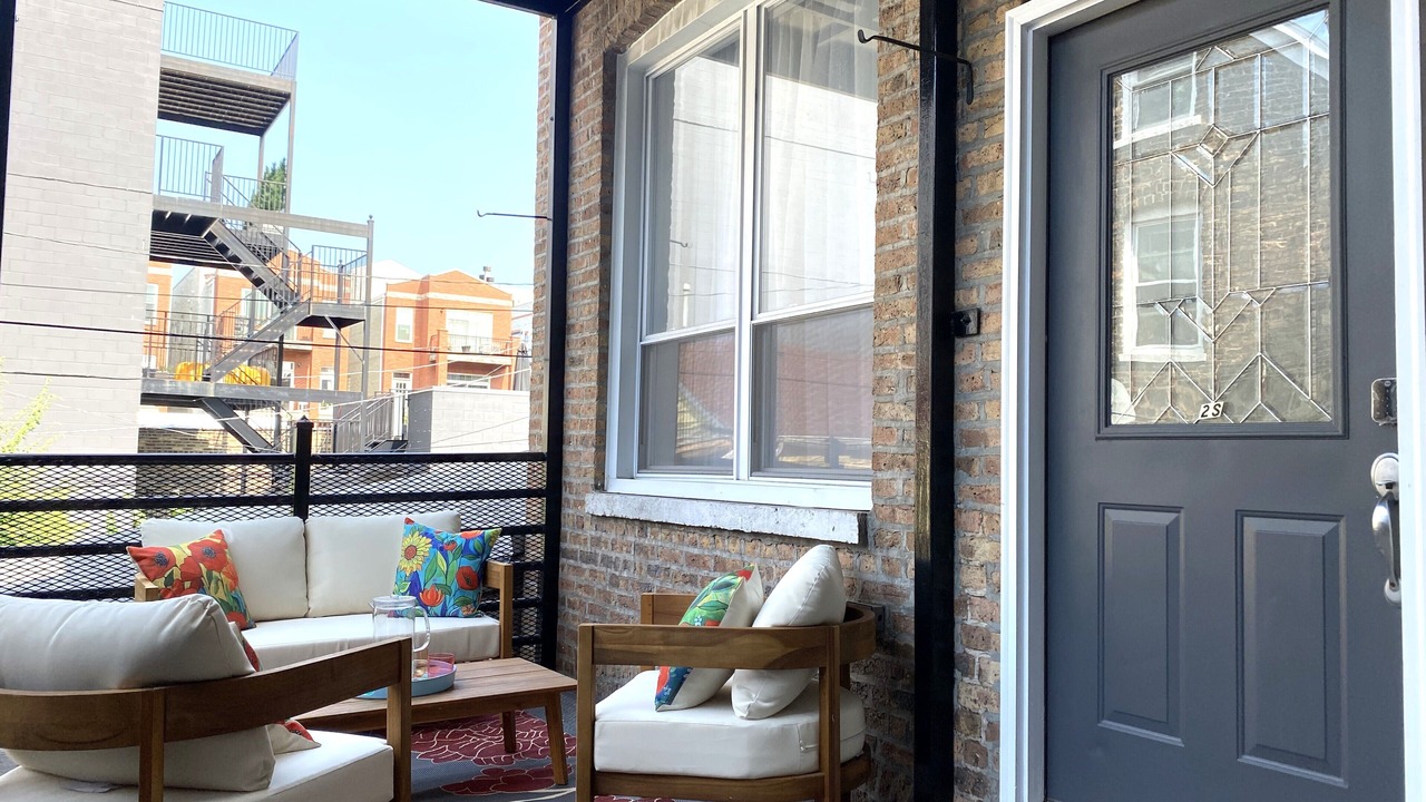 Photo of Patio Balcony in Noble Square