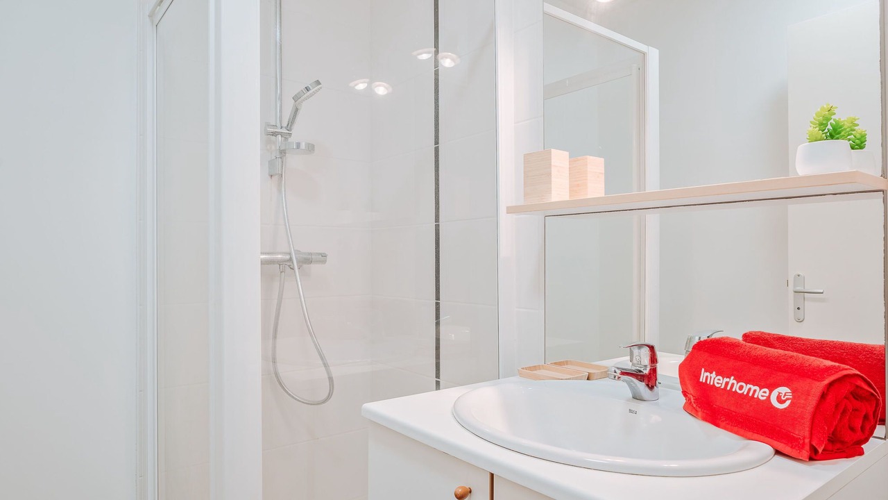 Photo of Bathroom in Saint-Briac-sur-Mer