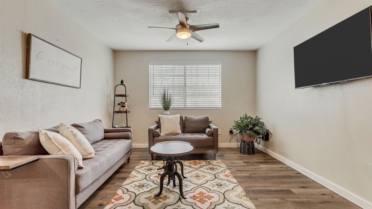 Photo of Livingroom in Orem South