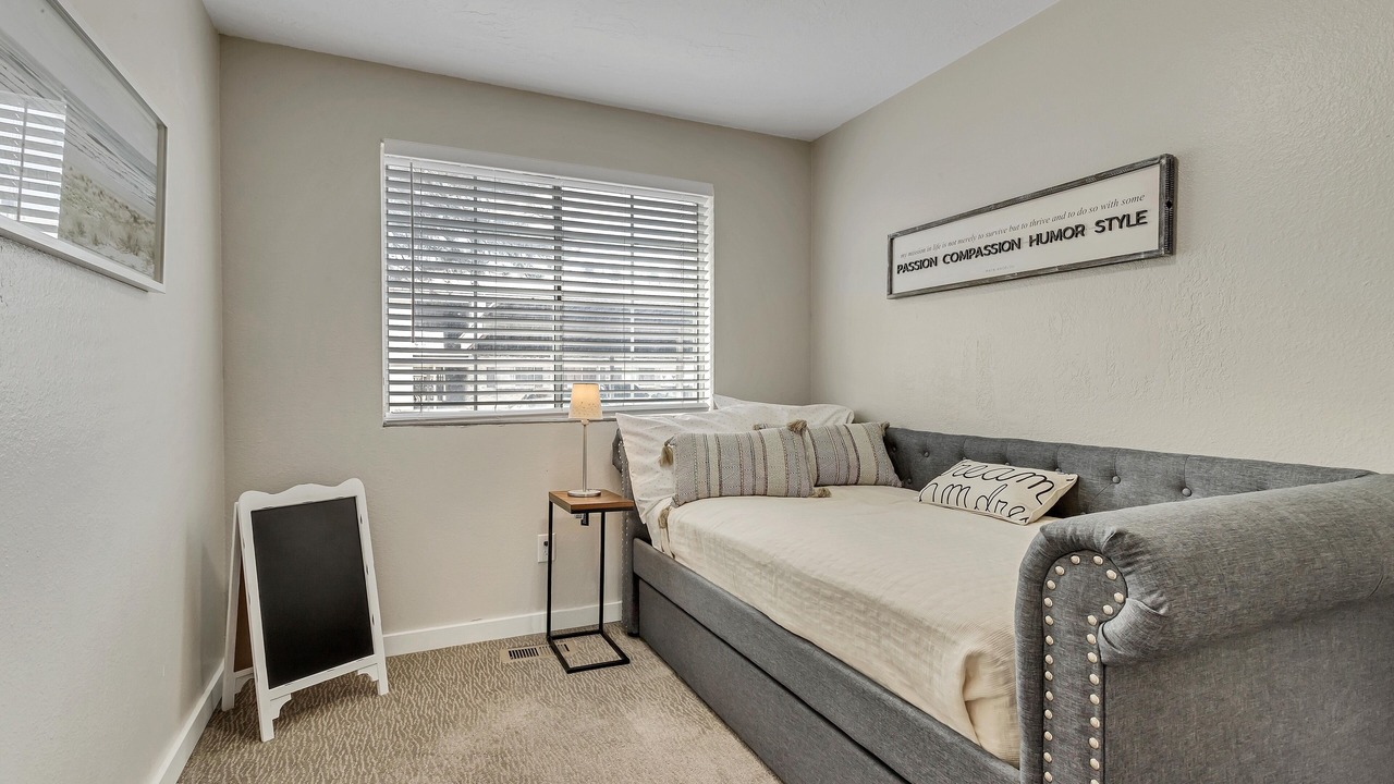 Photo of Bedroom in Orem South