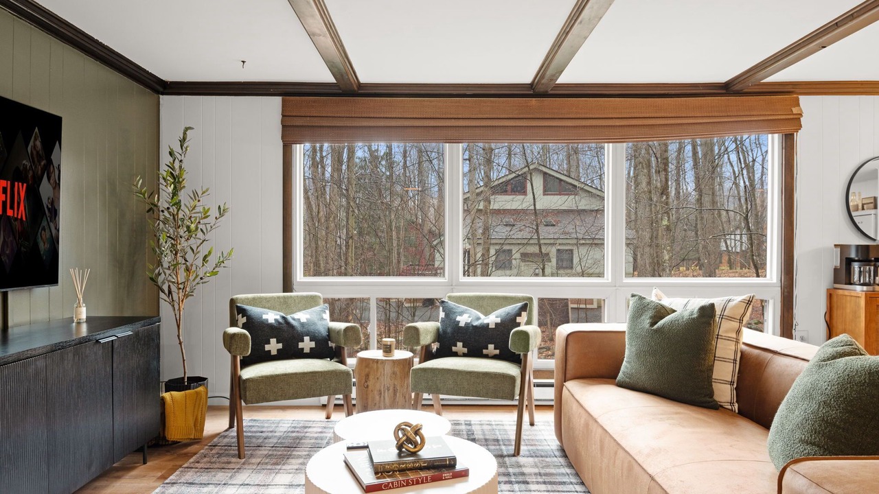 Photo of Livingroom in Pocono Pines