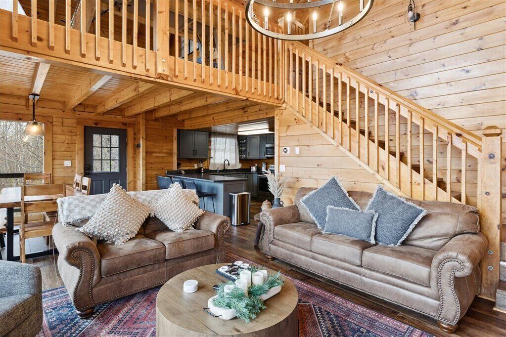 Photo of Livingroom in Pigeon Forge