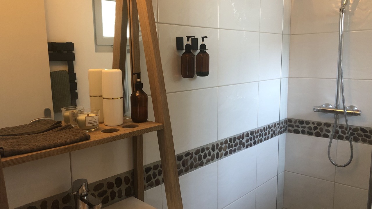 Photo of Bathroom in Fontaine Lestang-Bagatelle-Papus-Tabar-Bordelongue