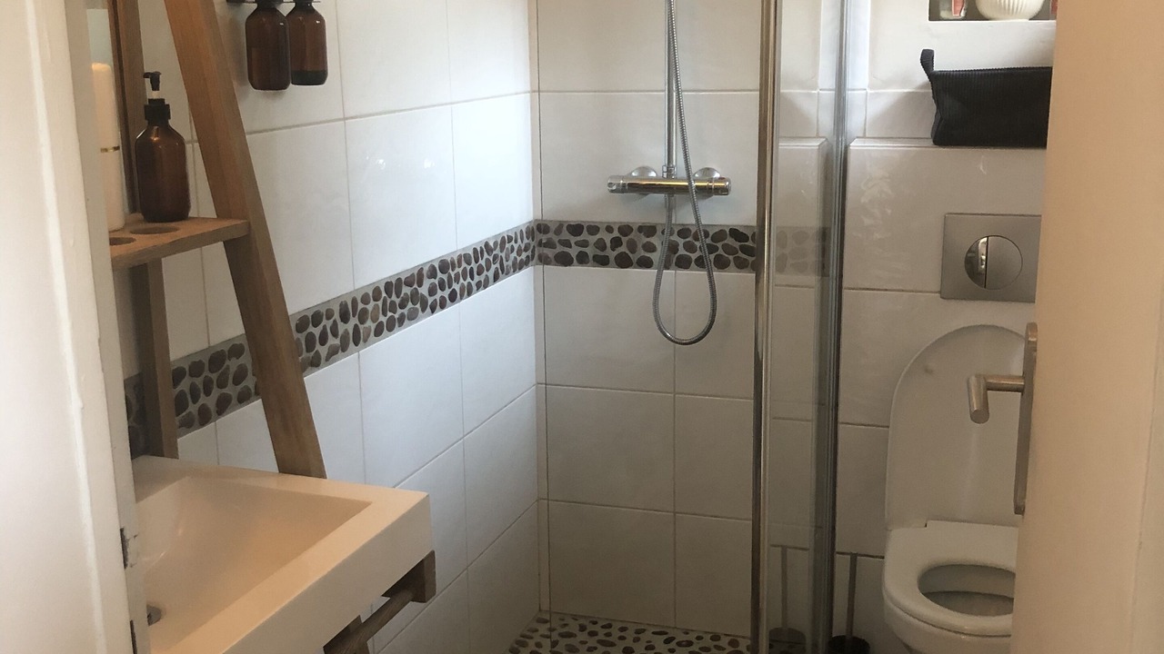 Photo of Bathroom in Fontaine Lestang-Bagatelle-Papus-Tabar-Bordelongue