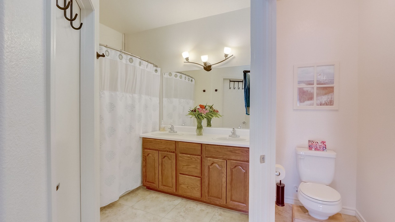 Photo of Bathroom in Boulder City