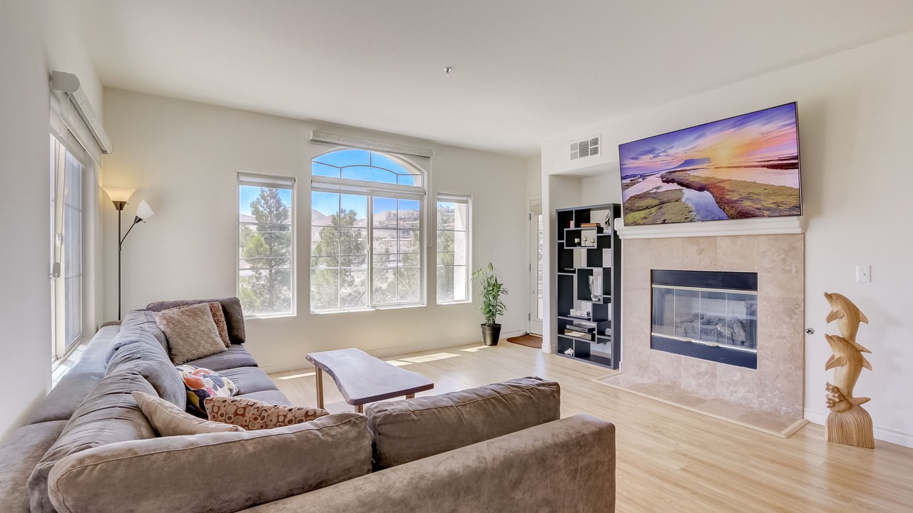 Photo of Livingroom in Boulder City