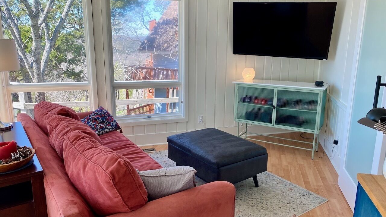 Photo of Livingroom in Eureka Springs
