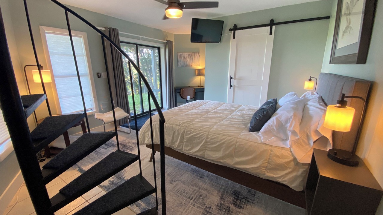 Photo of Bedroom in Eureka Springs