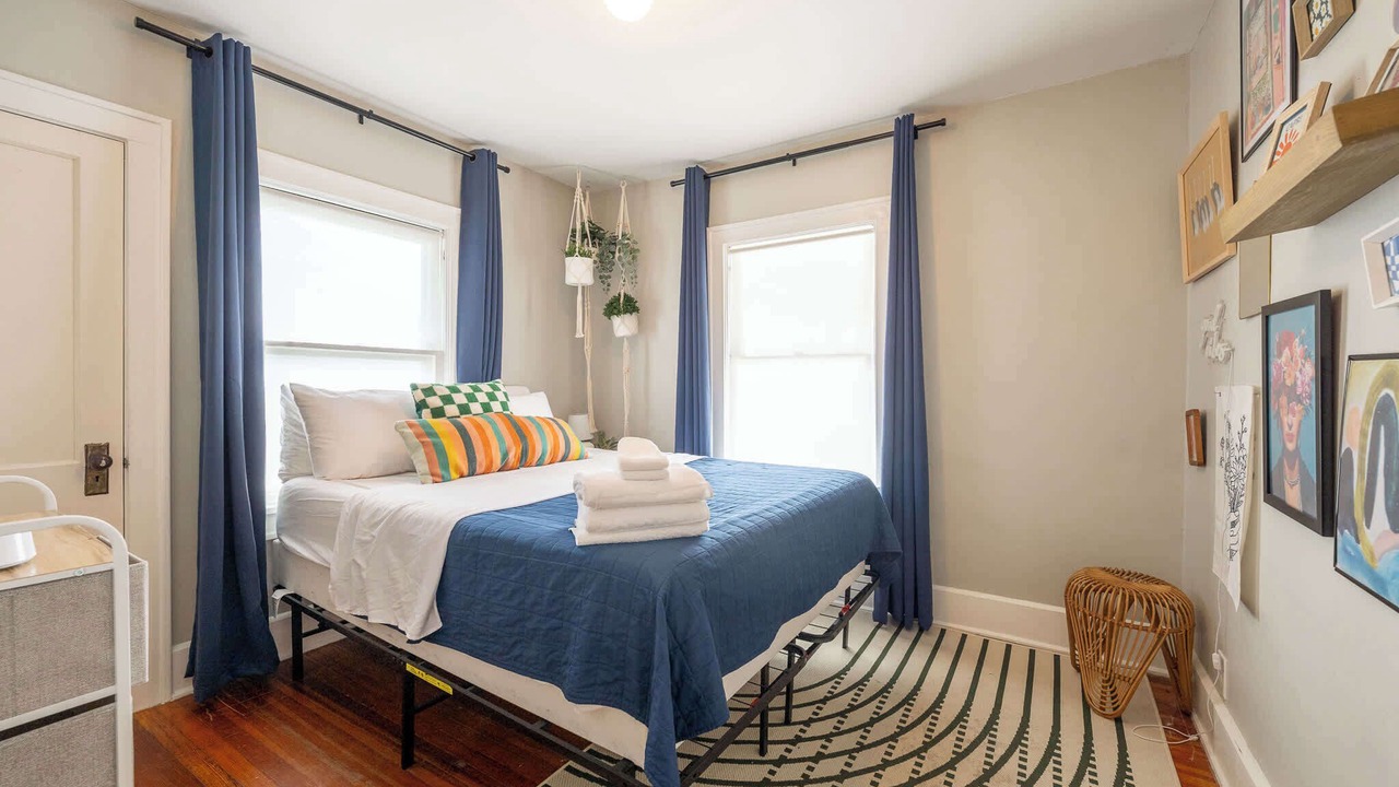 Photo of Bedroom in Meridian-Kessler
