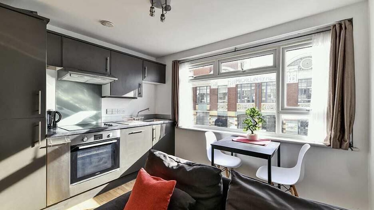 Photo of Others in Brompton & Hans Town