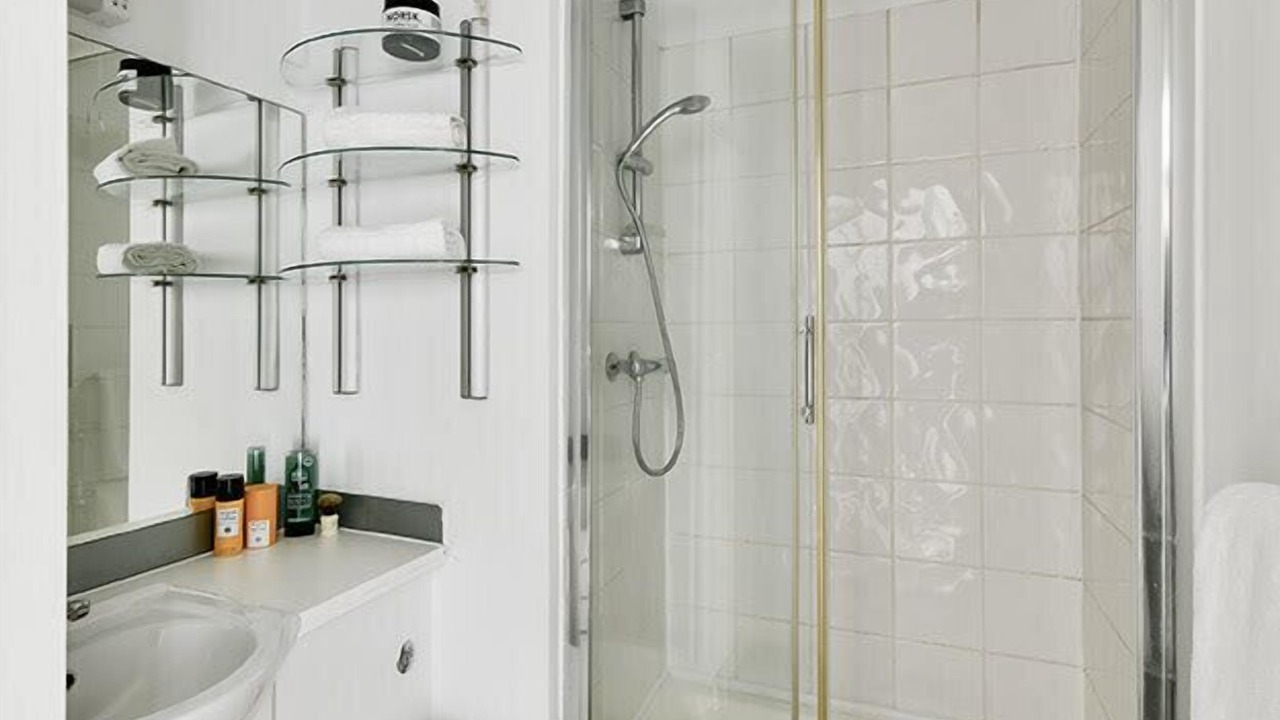 Photo of Bathroom in Brompton & Hans Town