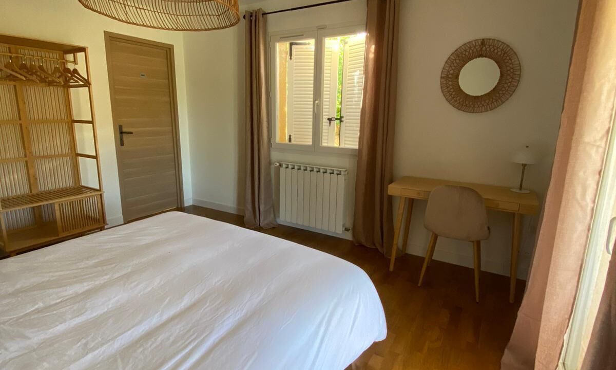 Photo of Bedroom in Vailhauques