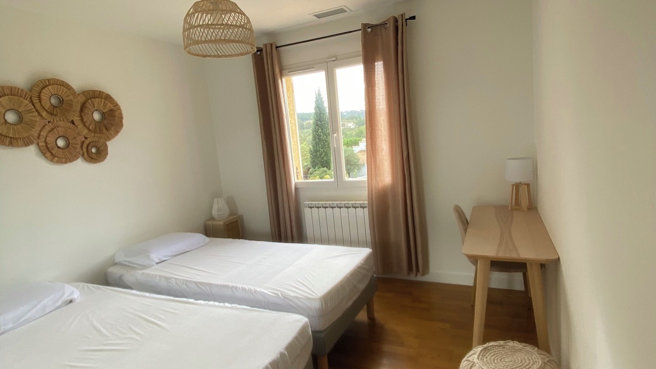 Photo of Bedroom in Vailhauques