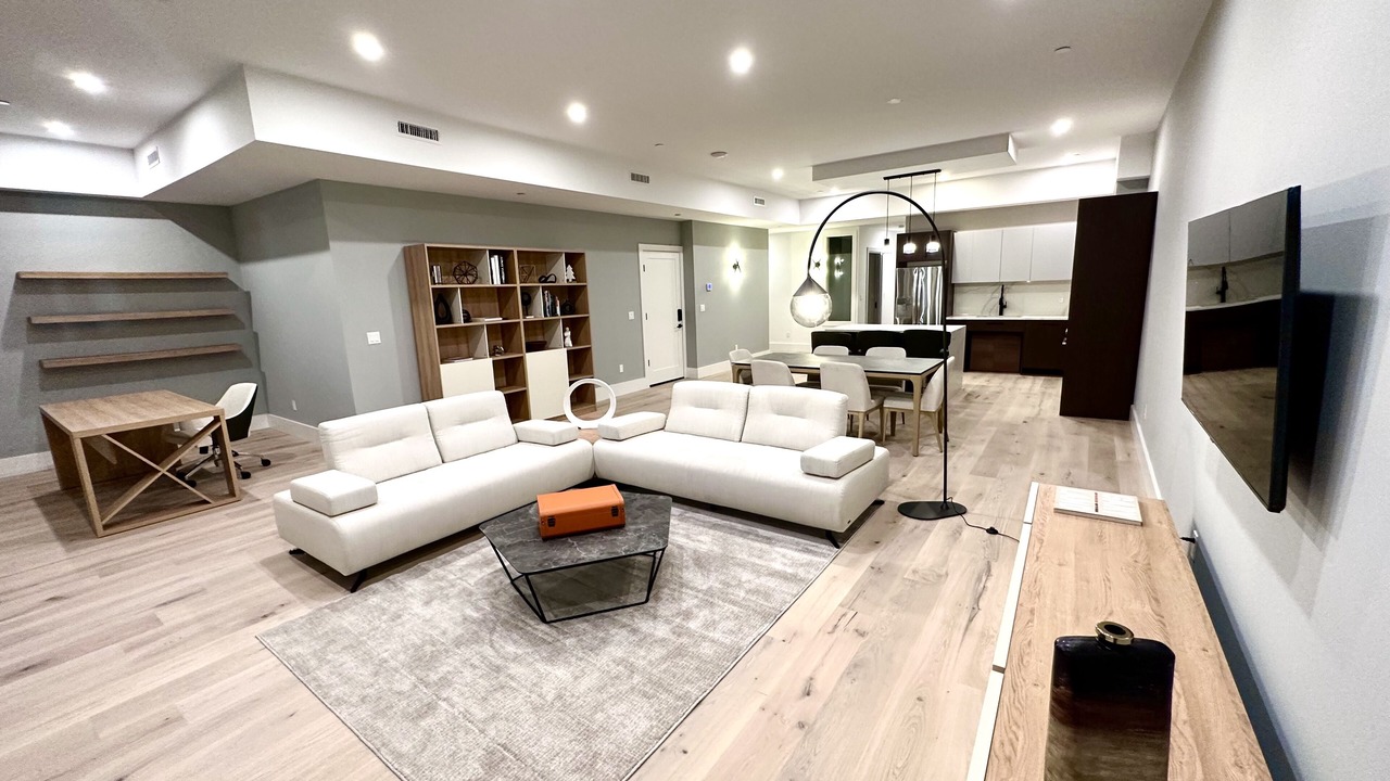 Photo of Livingroom in Downtown Boston