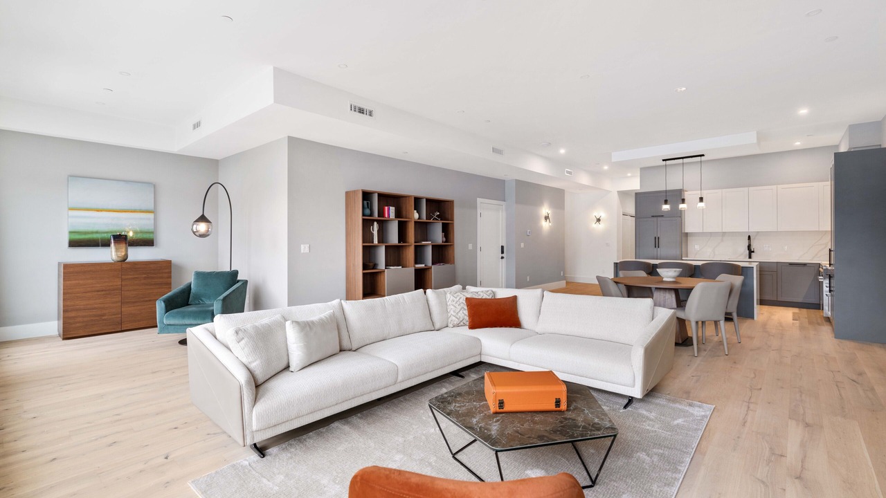 Photo of Livingroom in Downtown Boston