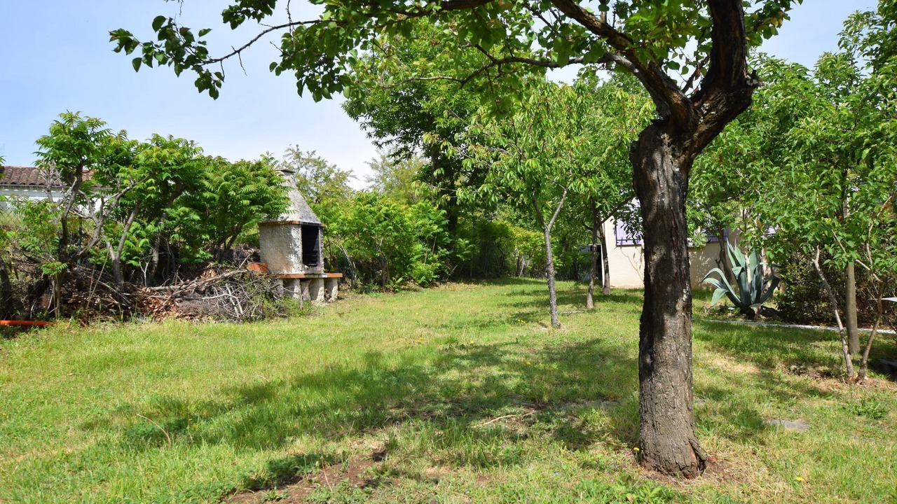 Photo of Outdoor in Sampzon