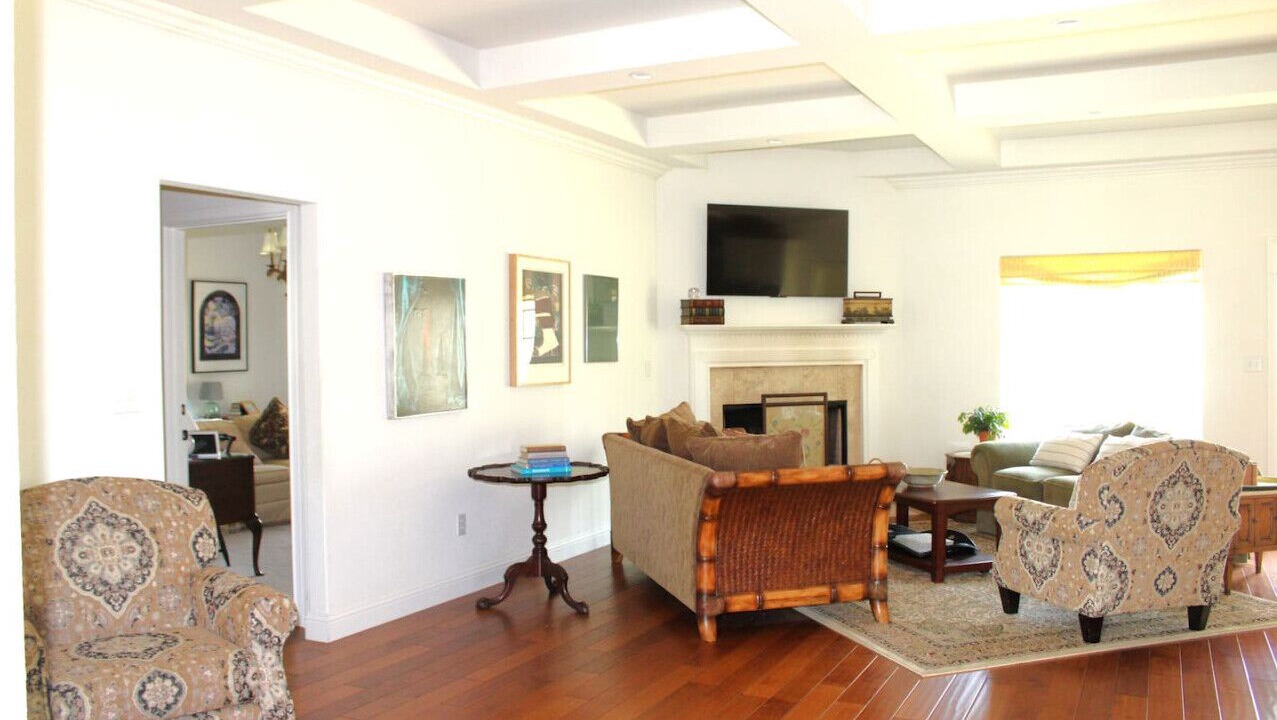 Photo of Livingroom in Jones Mills