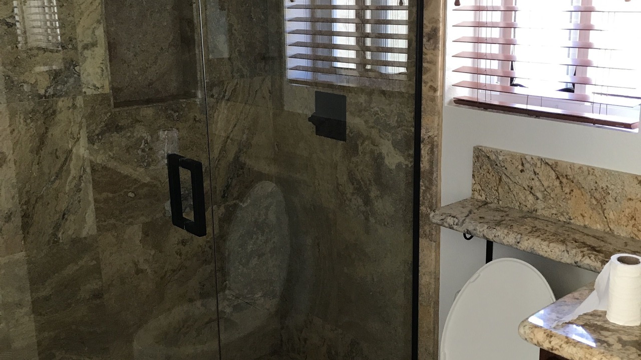 Photo of Bathroom in Spinnaker Hill