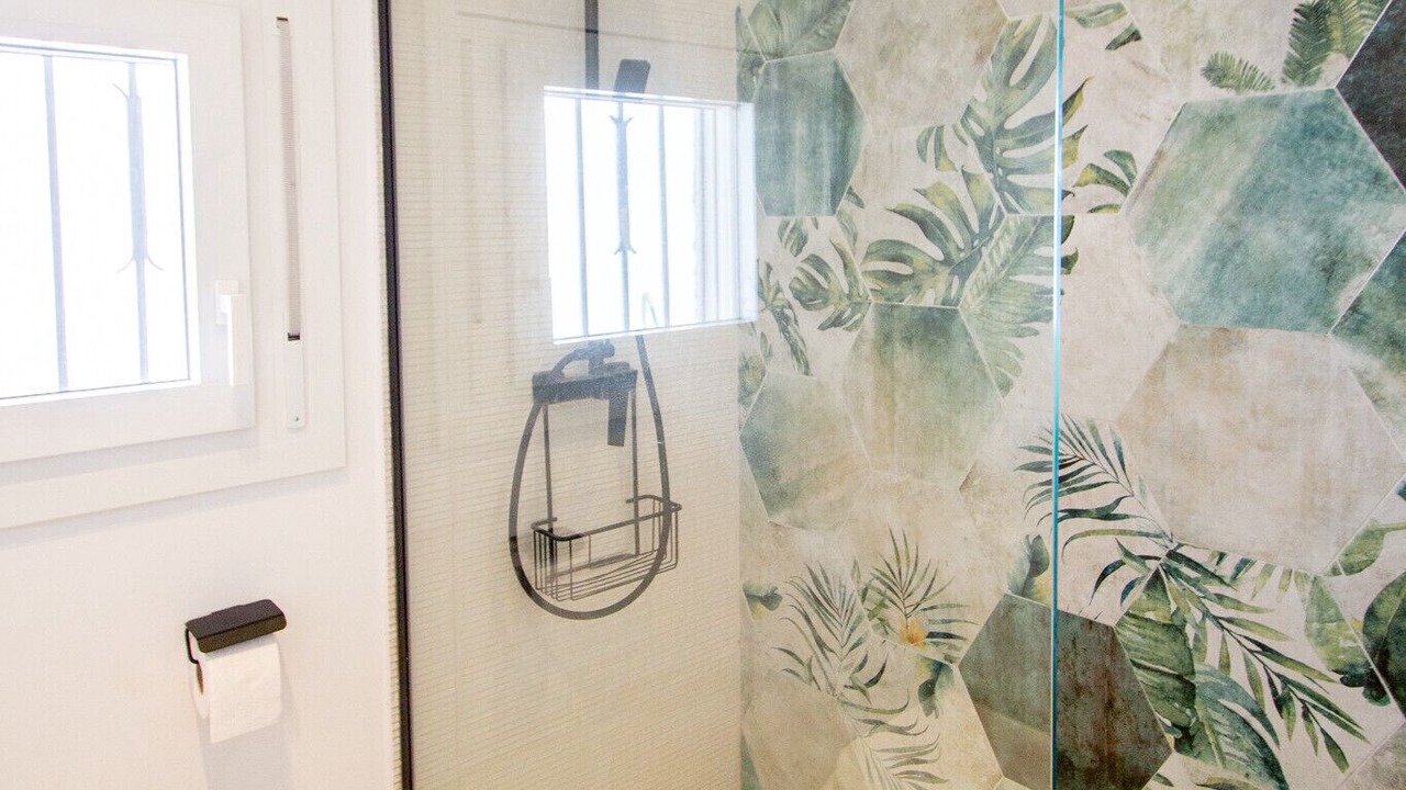 Photo of Bathroom in El Castell de Montornes