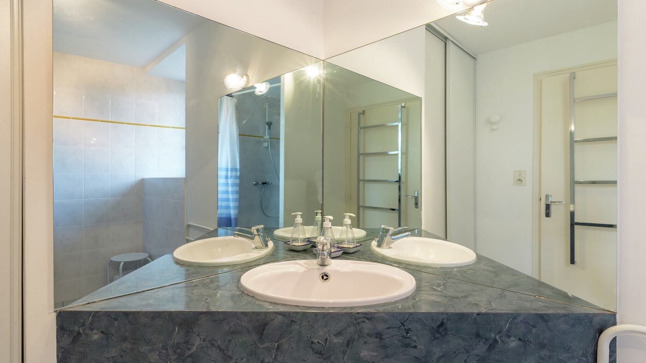 Photo of Bathroom in Lanrelas