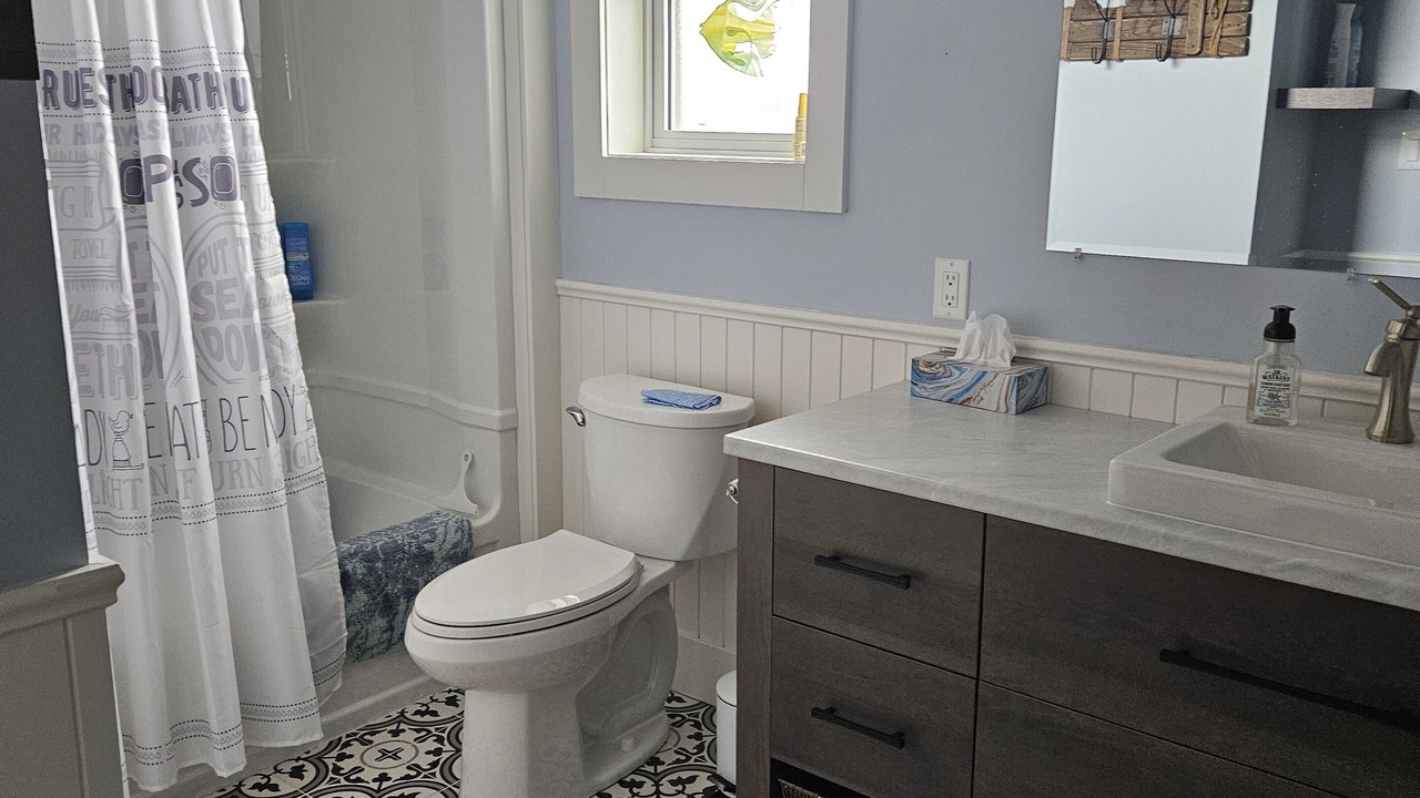 Photo of Bathroom in Shemogue