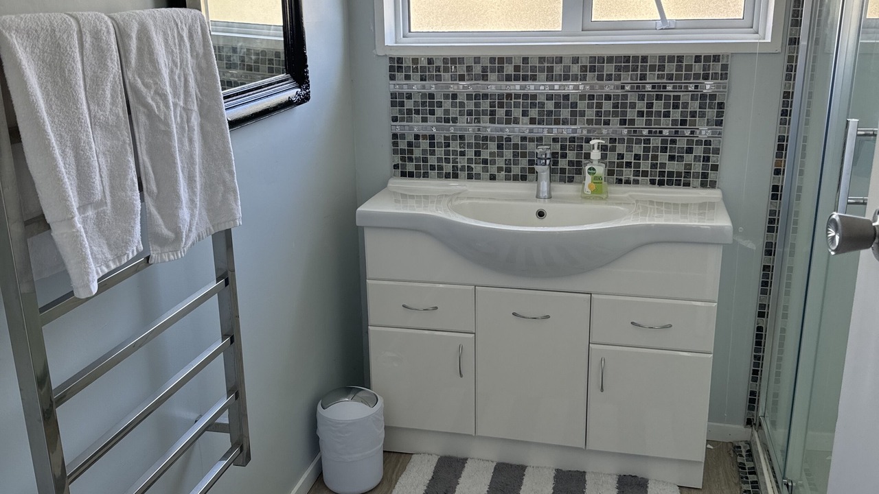 Photo of Bathroom in Turangi