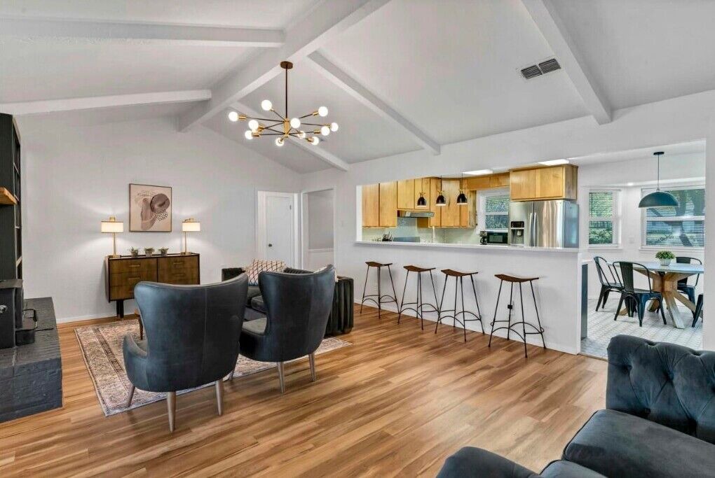 Photo of Livingroom in Willow Park
