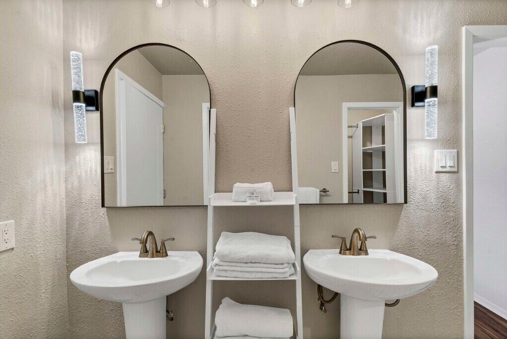 Photo of Bathroom in Willow Park