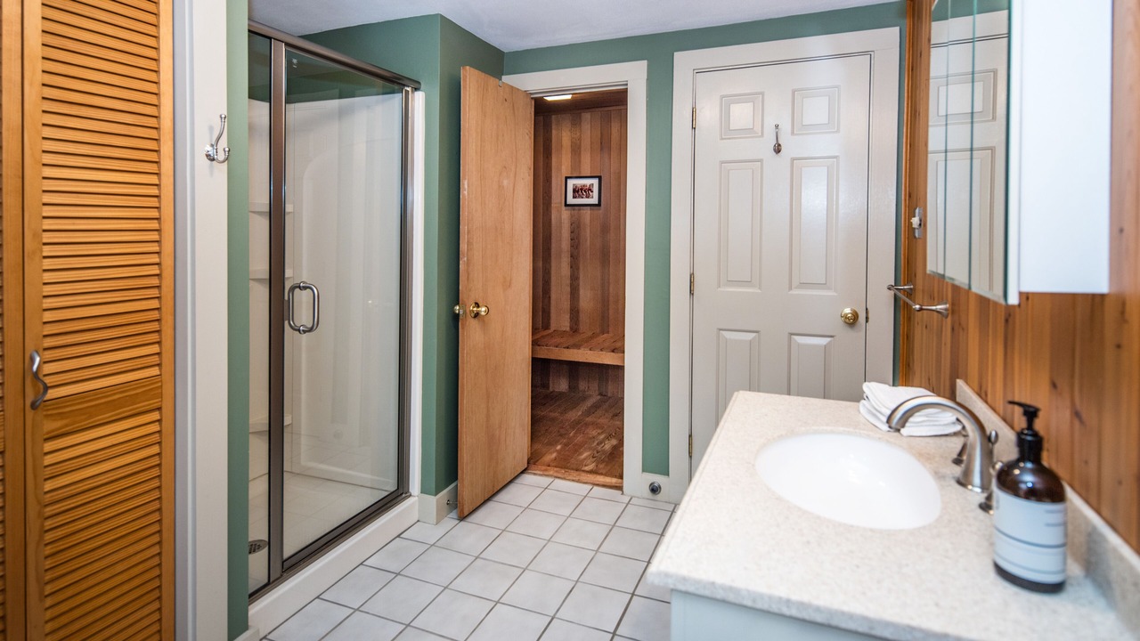 Photo of Bathroom in Londonderry