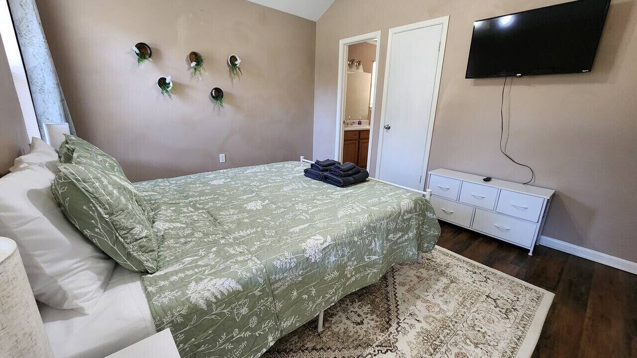 Photo of Bedroom in Morgans Point Resort
