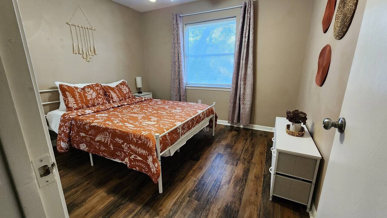 Photo of Bedroom in Morgans Point Resort