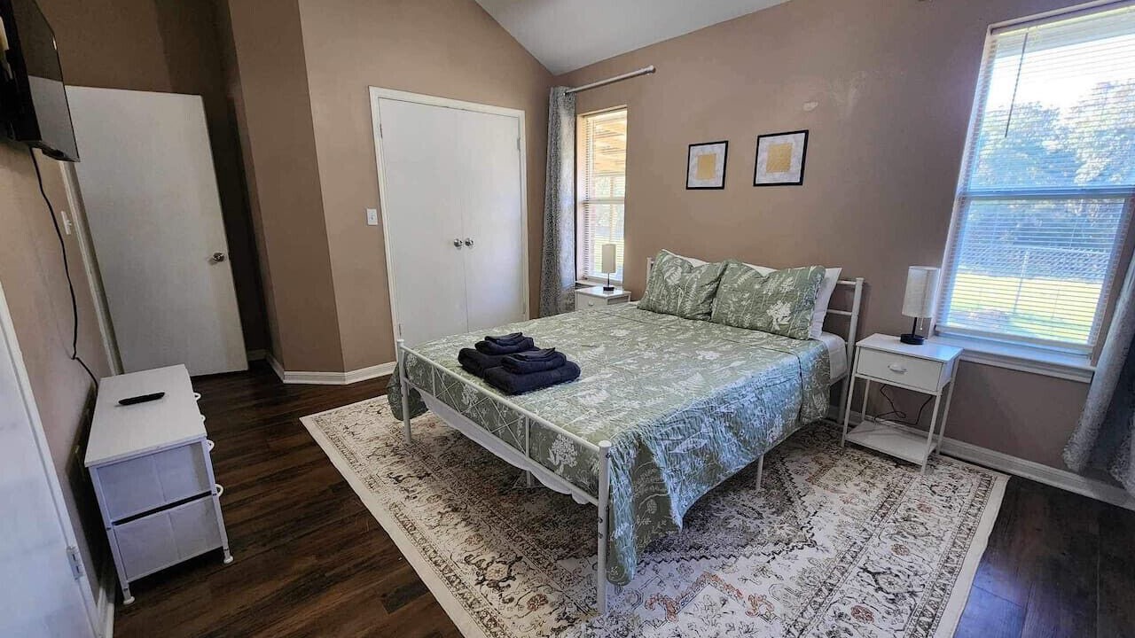 Photo of Bedroom in Morgans Point Resort