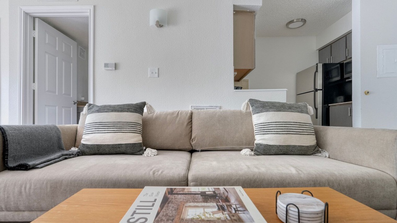 Photo of Livingroom in Gateway