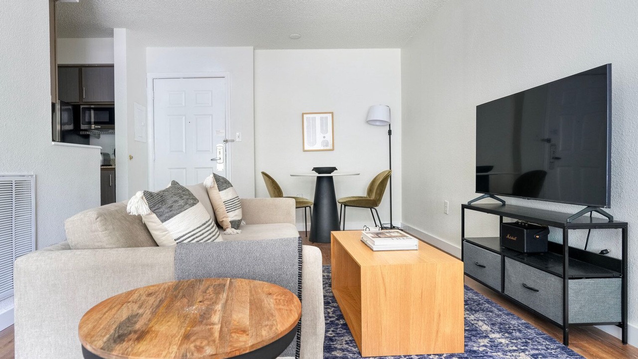 Photo of Livingroom in Gateway