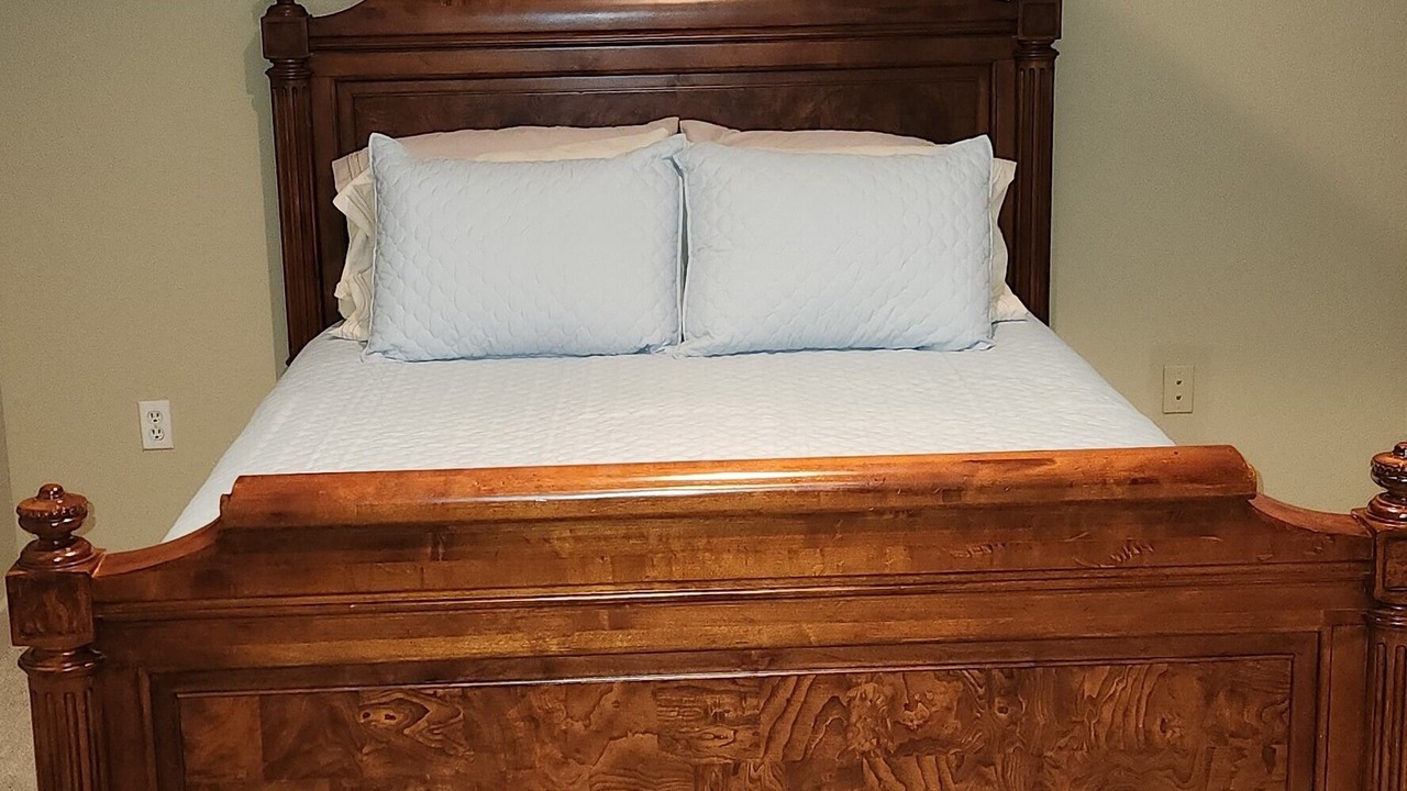 Photo of Bedroom in Mid America