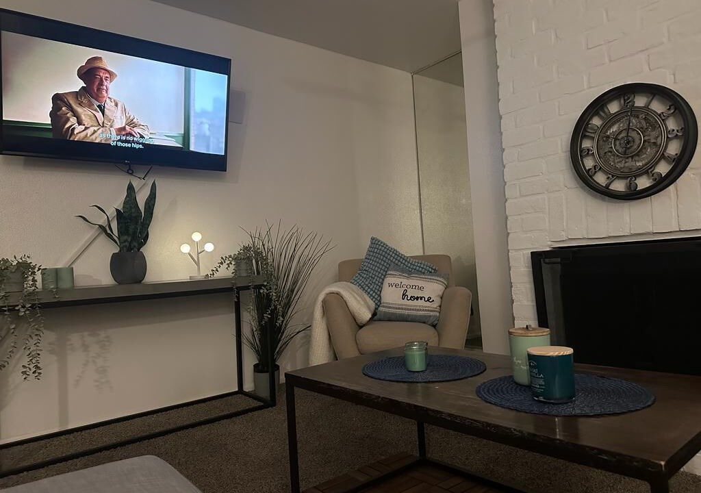 Photo of Livingroom in Medical Center District